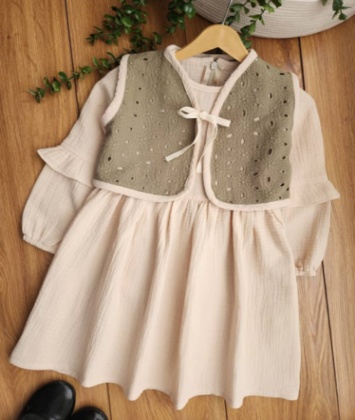 کت سارافون رستا