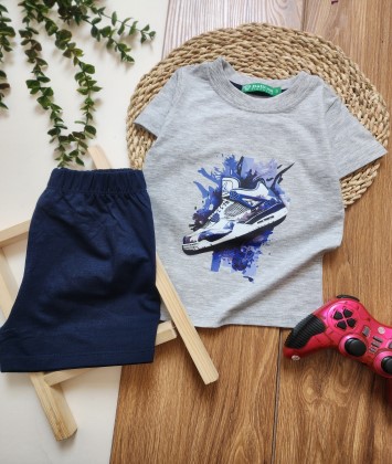 تیشرت شلوارک طرح کتونی