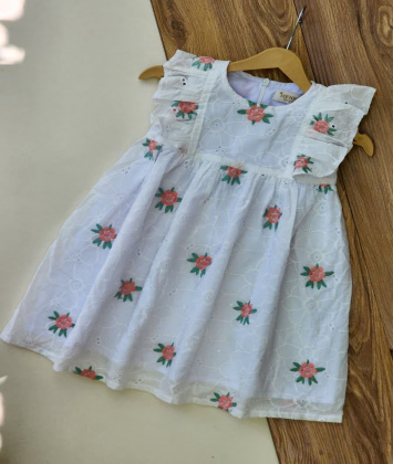 پیراهن انجلا