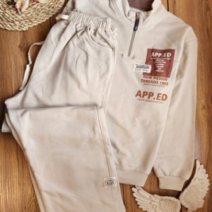 بلوز شلوار یقه نیم زیپ حروف لاتین