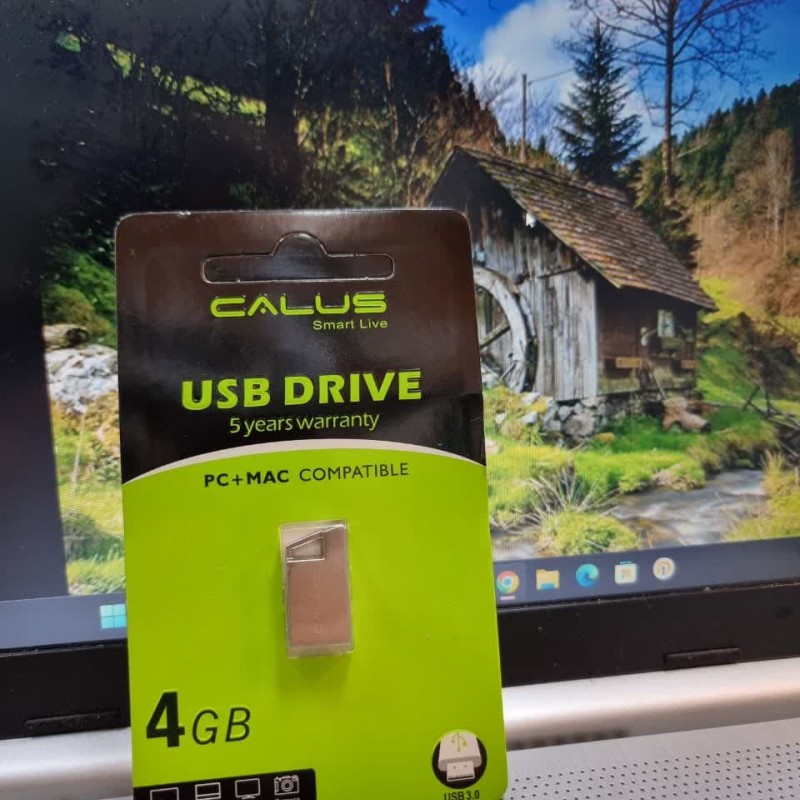 فلش مموری ۴ گیگابایت CALUS USB 3.0 سازگار با PC و Mac