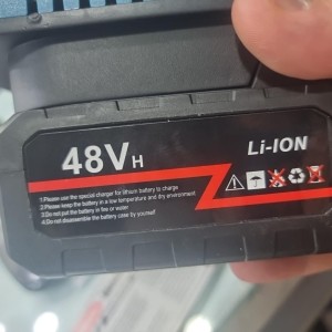 تبدیل باتری به برق شهری باس مدل BC با خروجی USB و تایپ C باتری 48 وات