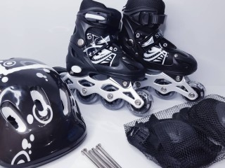 کفش اسکیت سایز 35تا 38 رنگ مشکی