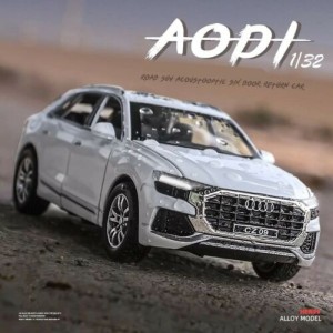 ماکت فلزی آئودی AUDI Q8 مقیاس 1:32 رنگ آبی