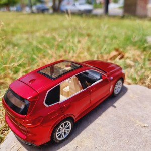ماکت فلزی BMW مدل X5 رنگ قرمز