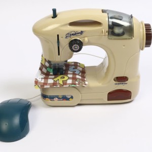 اسباب بازی چرخ خیاطی NO:6706A