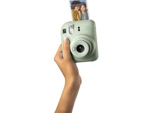 دوربین‌های چاپ فوری: زندگی را در لحظه‌ها به چاپ برسانید با Polaroid و Fujifilm Instax