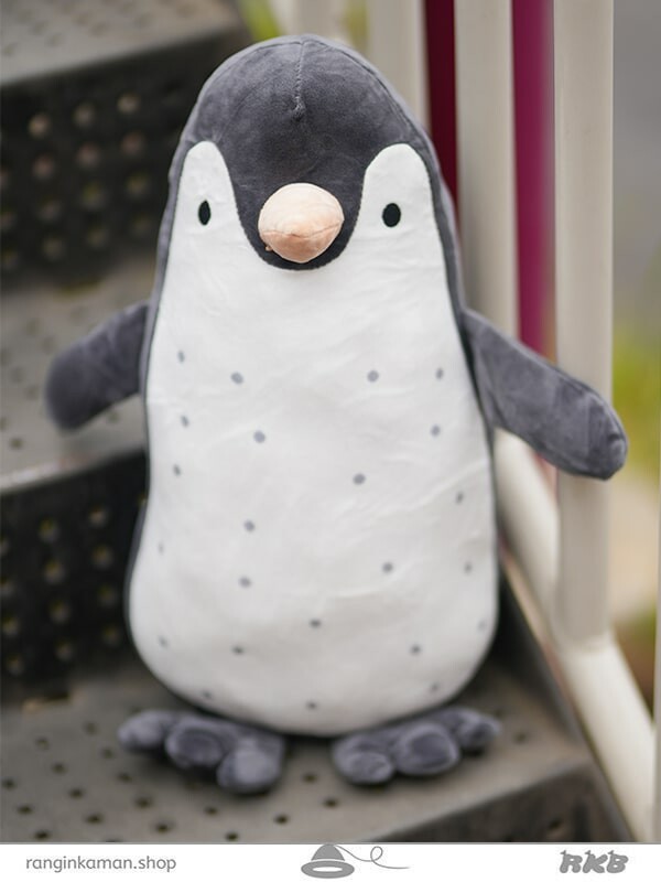 عروسک پنگوئن خالخالیSpotted penguin doll