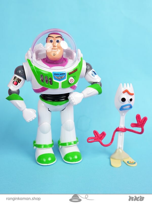 اسباب بازی بازلایتر کنترلی باتری خور کد 697 Battery-powered control Buzz Lightyear toy