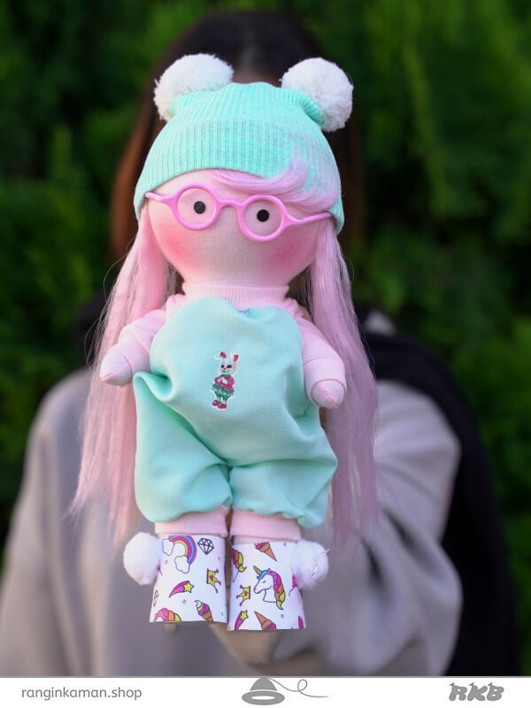 عروسک ناتالیا محصل Natalya the student doll