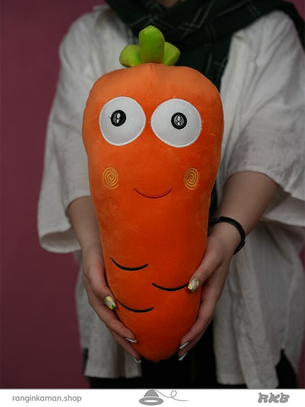 عروسک هویج خوشحال کوچک  Little happy carrot doll
