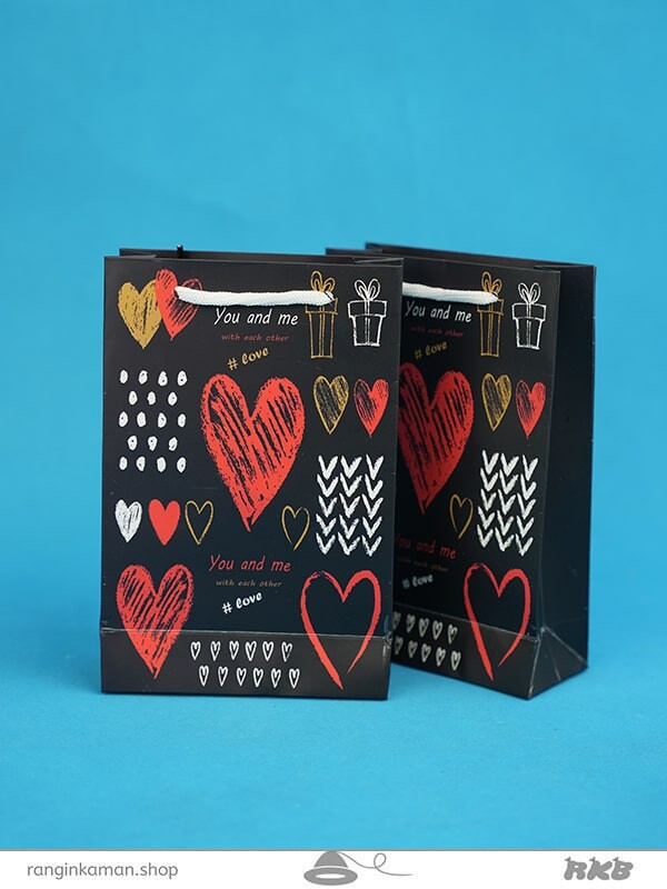 بگ مشکی طرح قلب Black bag with heart design
