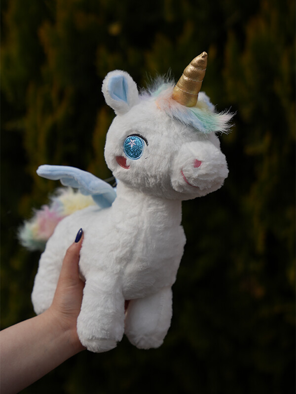 عروسک یونیکورن چشم قشنگ سایز متوسط  Medium size unicorn doll with beautiful eyes