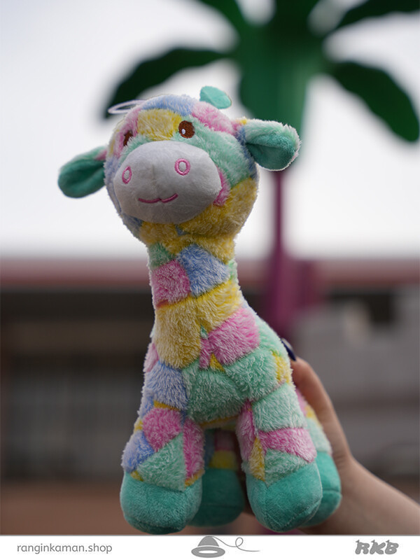 عروسک زرافه رنگالو کوچک