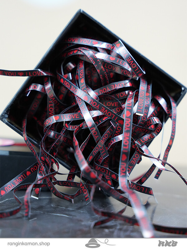 پوشال رنگی تو باکسی Colored straw in the box