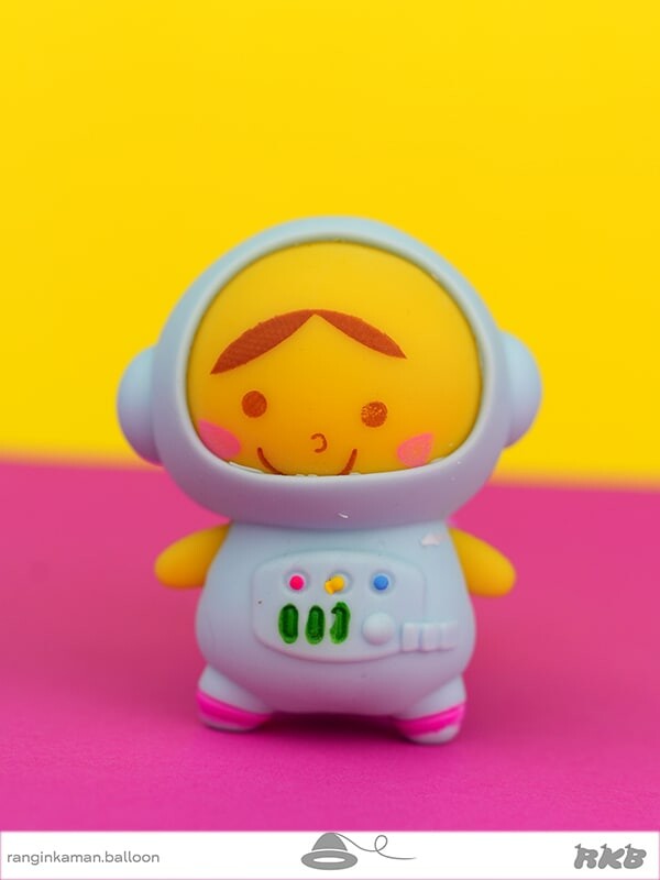 فیجت عروسک خامه ای لباسدار Fidget doll