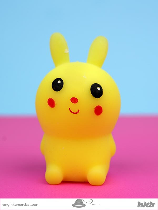 فیجت خرگوش ایستاده خامه ای Rabbit fidget