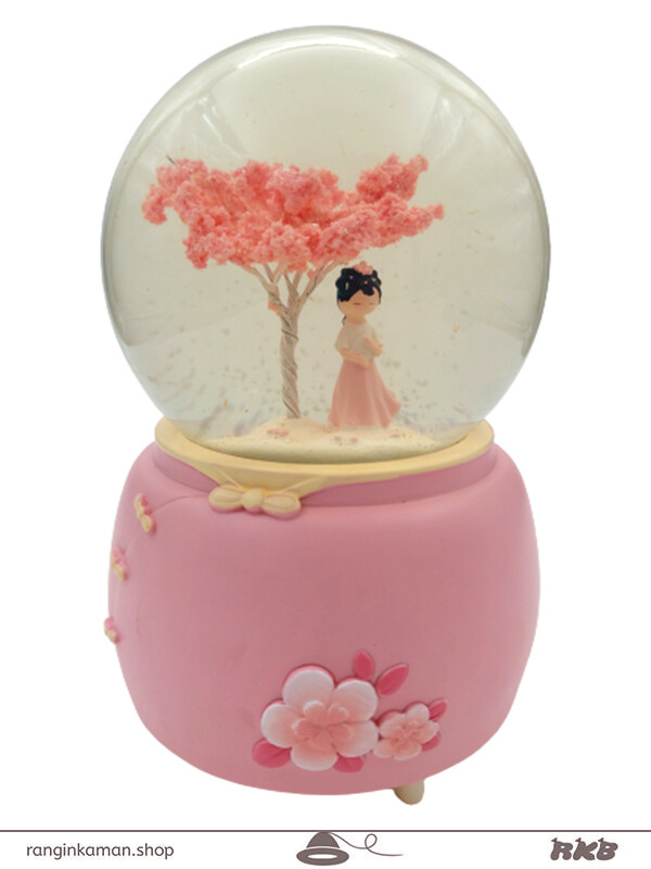 گوی دختر زیر درخت فول