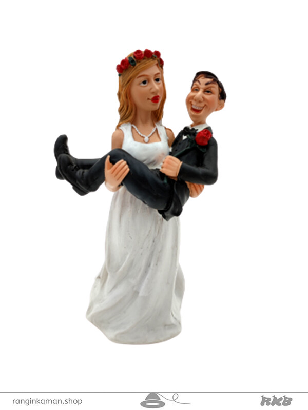 مجسمه عروس و داماد زن ذلیل