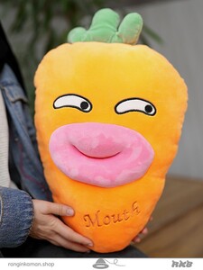 عروسک لب قلمبه Big lip doll