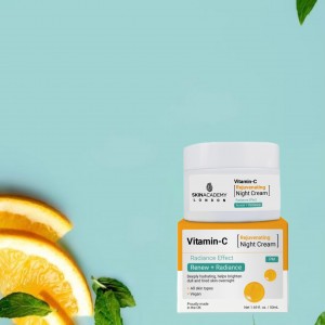 کرم  ویتامین‌سی اسکین آکادمی
