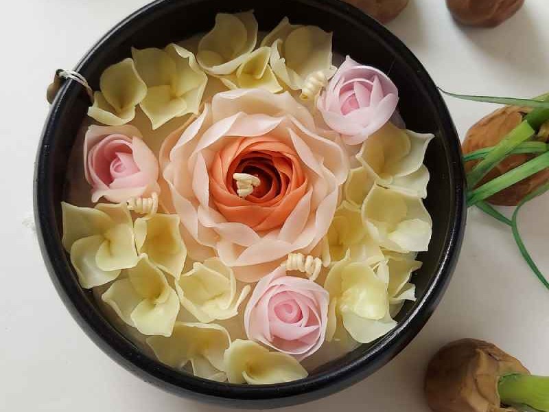 آموزش شمع گل با پارافین گل