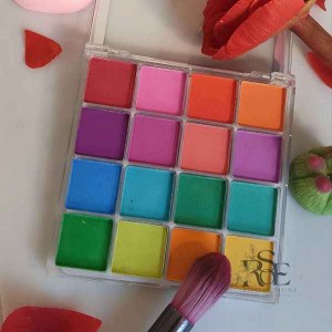 پالت رنگی 16 رنگ برای شمع‌های گل، شامل رنگ‌های متنوع و با کیفیت برای رنگ‌آمیزی حرفه‌ای شمع‌ها.