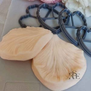 وینر سیلیکونی گل پیونی کد 1 برای ساخت شمع‌های گل پیونی با جزئیات دقیق