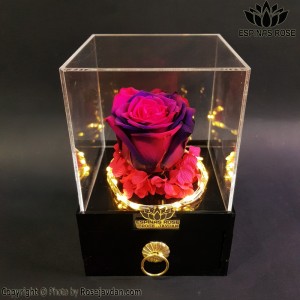 باکس گل کشویی گل رز جاودان صورتی سرمه ای با چراغ کد 417