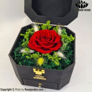 باکس گل رز جاودان هشت ضلعی کشودار طرح چرم کد 49