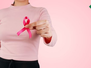 نگاهی جامع به سرطان سینه و حواشی مربوط به آن