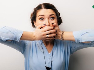 «علت بوجود آمدن بوی بد دهان»و نقش آن در سقوط جایگاه فرد در روابط اجتماعی و عاطفی