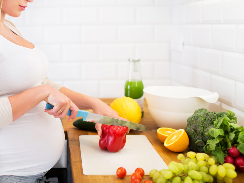 فهرست خوراکی‌های مناسب برای پیروان رژیم غذایی وگان در دوران بارداری