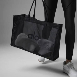 ساک ورزشی نایکی مدل NIKE GYM TOTE BAG-2025.01 | سرمه ای | مستر کوالیتی