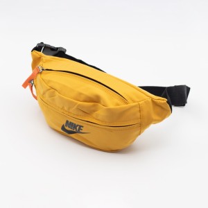کیف کمری دومنظوره بادی بگ نایکی مدل NIKE BODY BAG - NB-54697-3 | مسترکوالیتی