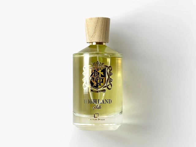 عطر و ادکلن زنانه هایلند سیلک برند لینیه د بلا  (  LINEA DE BELLA  -  HIGHLAND SILK    )