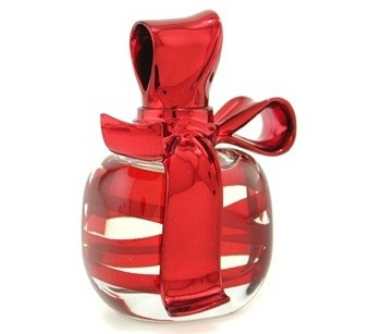 عطر زنانه نینا ریچی – دنسینگ ریبون (Nina Ricci - Dancing Ribbon)