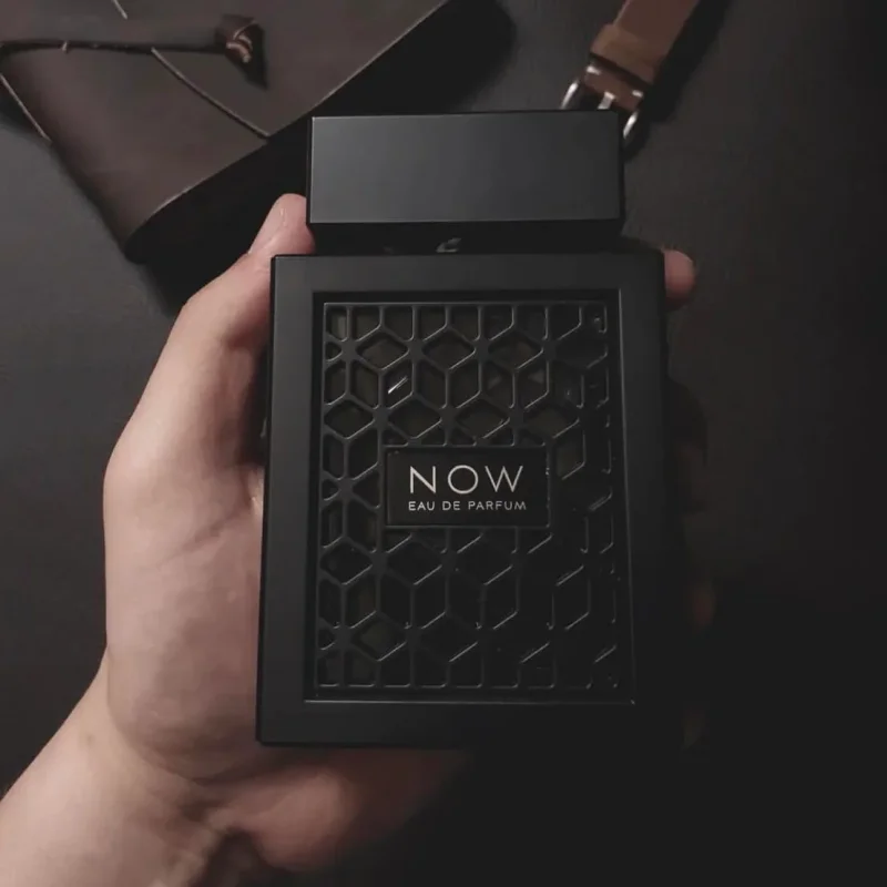 عطر و ادکلن زنانه و مردانه نو برند ریو  (  RAVE  -  NOW   )