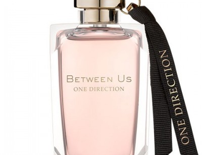 عطر زنانه بیتوین آس برند وان دایرکشن  ( ONE DIRECTION -  BETWEEN US )