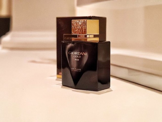 عطر و ادکلن مردانه جوردانی گلد من برند اریفلیم  (  ORIFLAME  -    GIORDANI GOLD MAN    )