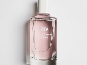 عطر و ادکلن زنانه فیزی بریز اسپلش برند زارا  (  ZARA   -  FIZZY BREEZE SPLASH   )