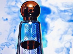 عطر و ادکلن مردانه و زنانه آمیچی برند متئوریتو  (  METEORITO   -  AMICI   )