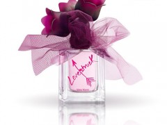 عطر زنانه لاو استراک برند ورا وانگ  ( VERA WANG -  LOVESTRUCK )