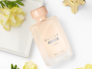 عطر و ادکلن زنانه اکلت فم ویکند برند اریفلیم  (  ORIFLAME  -    ECLAT FEMME WEEKEND    )