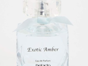 عطر و ادکلن زنانه اگزوتیک امبر برند دفکتو  (  DEFACTO  -  EXOTIC AMBER   )