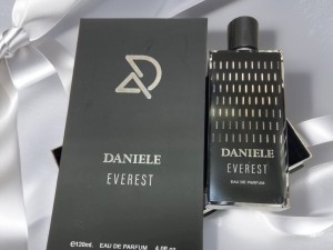 عطر و ادکلن مردانه اورست برند دنیل ( DANIELE - EVEREST )