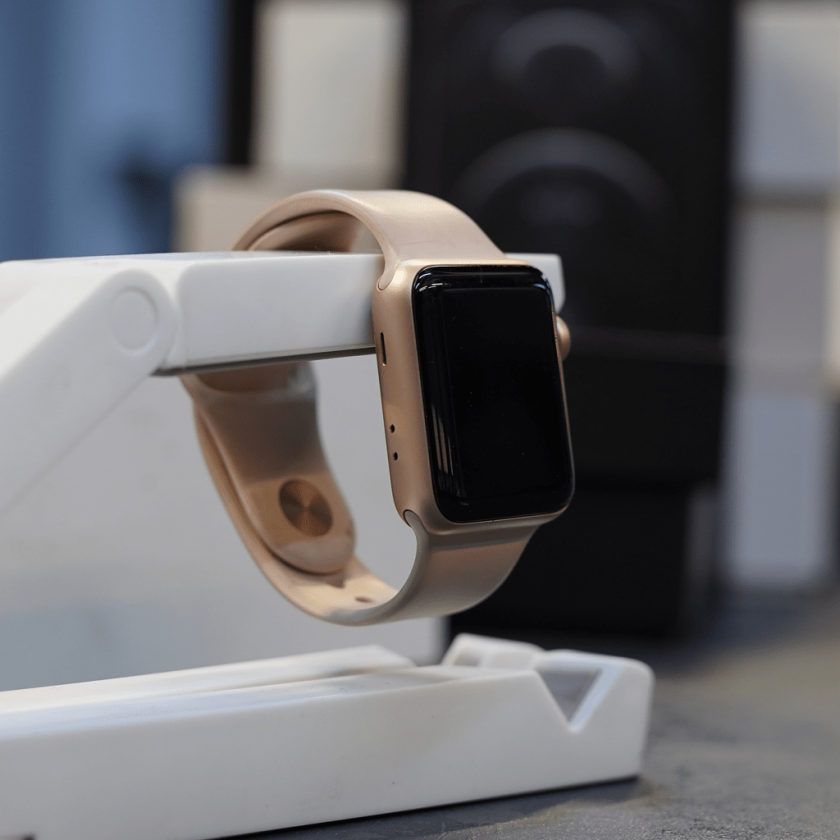 اپل واچ سری 3 - 38 میلی متر  - رزگلد - کارکرده