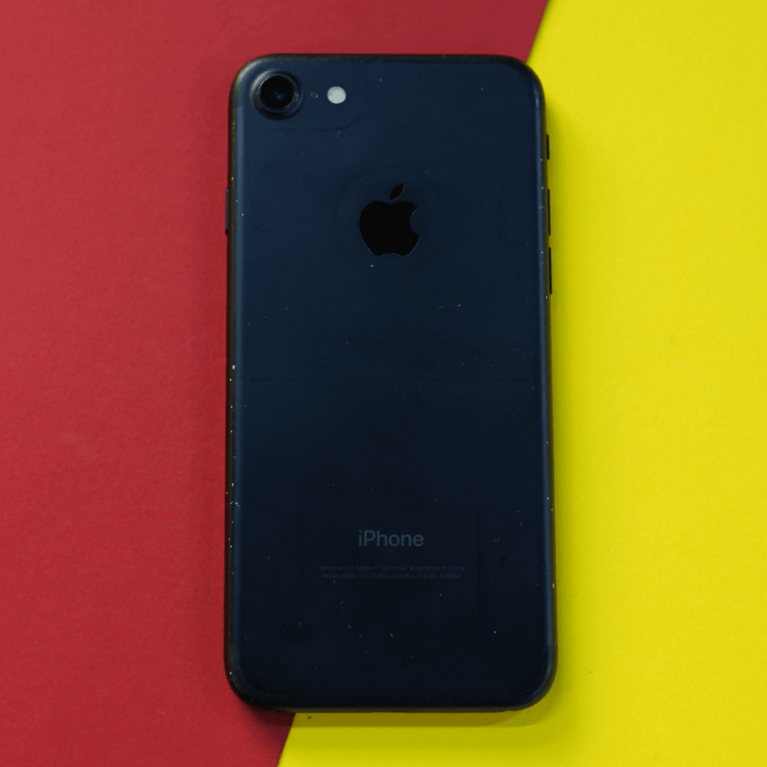 آیفون 7 ظرفیت 128 گیگابایت - مشکی  - کارکرده