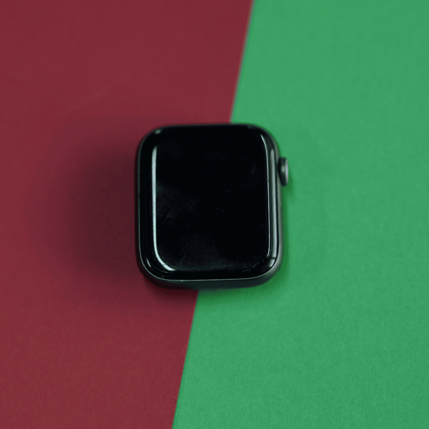 اپل واچ سری 4 - 44 میلی متر  - خاکستری - کارکرده