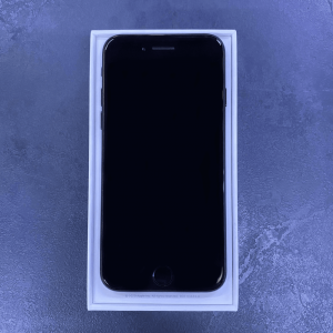 آیفون SE2020ظرفیت 128گیگابایت  - مشکی - کارکرده